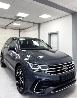 Volkswagen Tiguan Rline 2.0TDI 147Kw 4Motion Black Packet