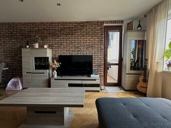 REZERVOVANE Kompletný set nábytku do obývačky na predaj