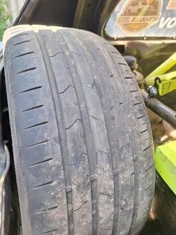 Hankook 225/45 r17