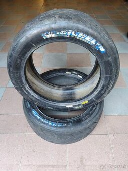 Závodné rally pneu Michelin 215/45 r16