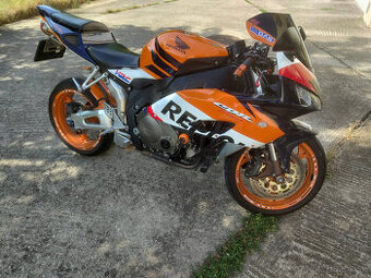 Honda CBR1000RR Fireblade SC57