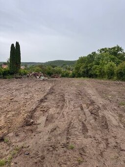 Stavebný pozemok 15A + cesta