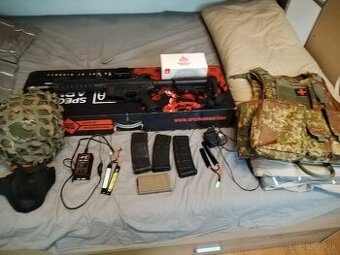 Predám airsoft gear a airsoftovu repliku m4 s doplnkami