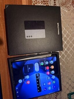 Samsung galaxy Z FOLd5