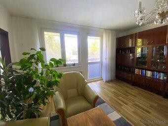 Predaj 4-izbový byt + veľký balkón M-laborce