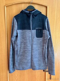 KVALITNÁ MIKINA s kapucňou zn.KARI TRAA č.L - 1