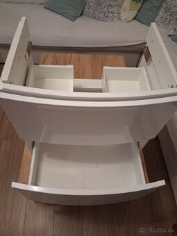 Kúpeľňová skrinka s umývadlom 60cm.