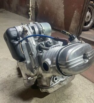 Nové a použité motory Dněpr Ural K750 MW750 Turist M67-36