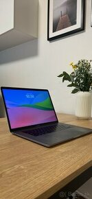 Macbook Pro 15 2018, 512gb, 16gb RAM