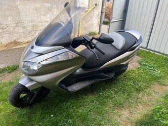 predam skuter yamaha majesty 400,25kw