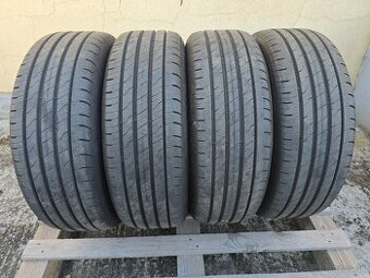 LETNÉ PNEUMATIKY GOODYEAR 215/60 R17 96H