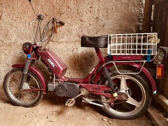 Predám moped Babetta 215 s VEĽA náhradnými dielmi