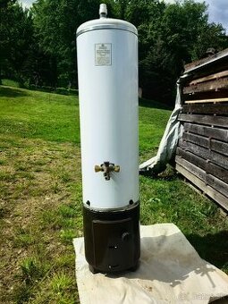 Ohrievač vody na tuhé palivo 100l