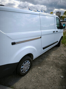 Predám Ford Transit custom 2,2 hdi,74kw,L2H1