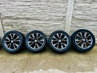 Komplet letnú sadu alu Škoda MATTERHORN 5x112 225/50 R17.