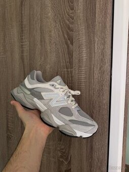 Topánky New Balance 9060