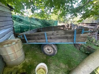 Vlecka za traktor