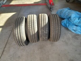 195/60r16