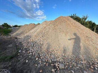 Drevený materiál / Stavebný recyklát