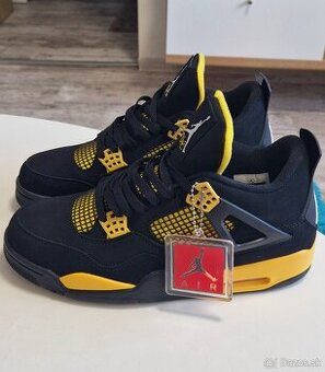 Air jordan 4 retro thunder vel.45