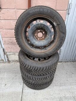 Nove zimne pneu 185/60 R15 na diskoch 5x100 Fabia-Rapid