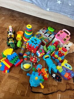 Predám veľký balík hráčok pre najmenší