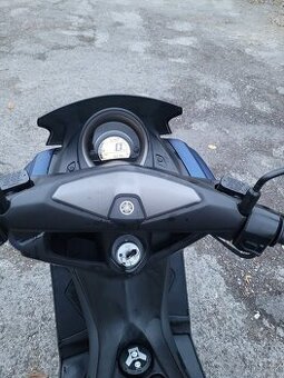 YAMAHA - N MAX