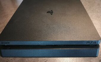 PlayStation 4 500GB + príslušenstvo