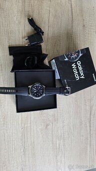 Predám hodinky Samsung galaxy watch - 1