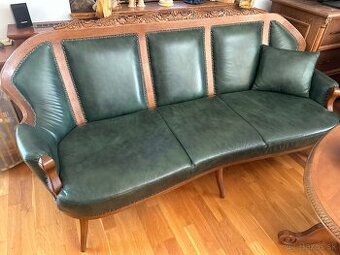 Koženná sedačka z masívu