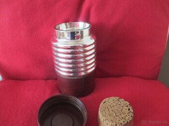 termoska na zmrzlinu