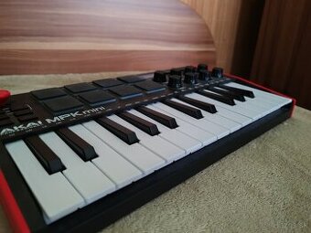 Akai MPK mini