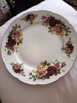 Predám karlovarsku porcelanovu supravu