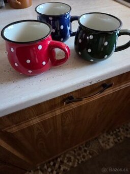 Kúpim--Dopyt- hrnčeky