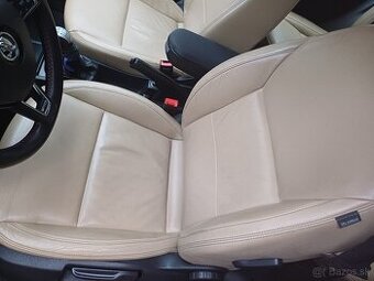 Kožené sedacky  octavia 3