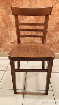 Predám stoličky do gastra 18 kusov