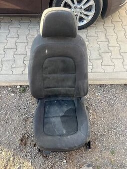 Šoferova sedačka do Audi A4 B8 Vyhrievaná