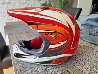 Predám motokrosovu prilbu FOX V3 Pilot
