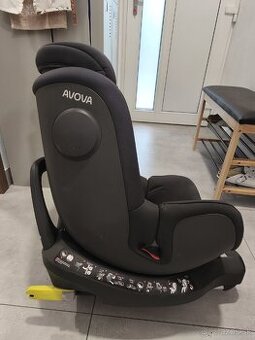 Avova Swan-fix rotačná autosedačka