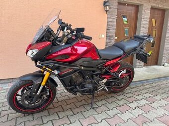 Yamaha tracer 900