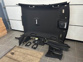 Čierny strop pre BMW F10