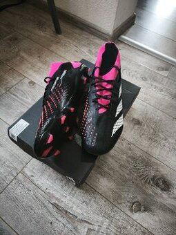 Adidas predator