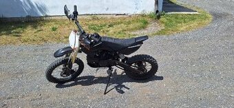 Predám pitbike 125 ccm