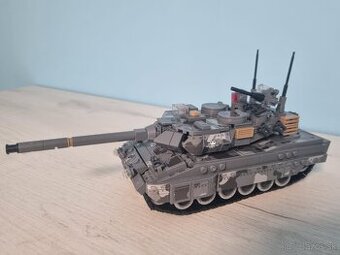 Tank stavebnica ako Lego