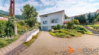NA PREDAJ JEDINEČNÝ RODINNÝ DOM V KREMNICI NA ANGYALOVEJ ULI