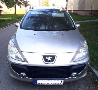 Predám Peugeot 1.6 diezel rok výroby 2007