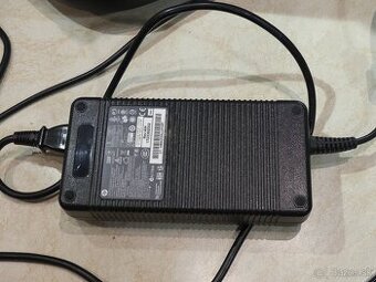 Adapter HP HSTNN-LA12 230W 609946-001 608432-001 ELITEBOOK