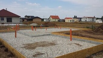 Hľadáme murárov a tesárov