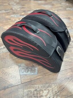 Kožené bočné kufre na chopper s mechanizmom klik fix.