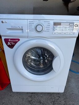 Práčka LG